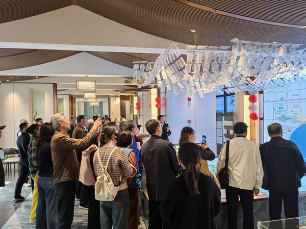 康养+旅游，，，激活墟落振兴新引擎